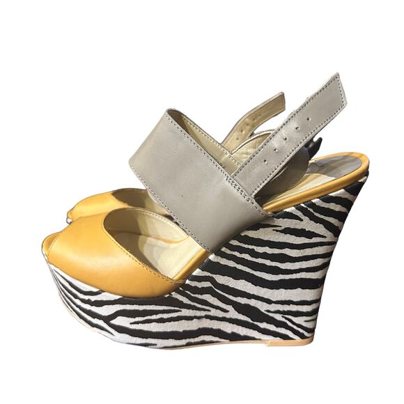 Nine West Wedge Sandals Size 8.5 - Zebra Print - Picture 1 of 13